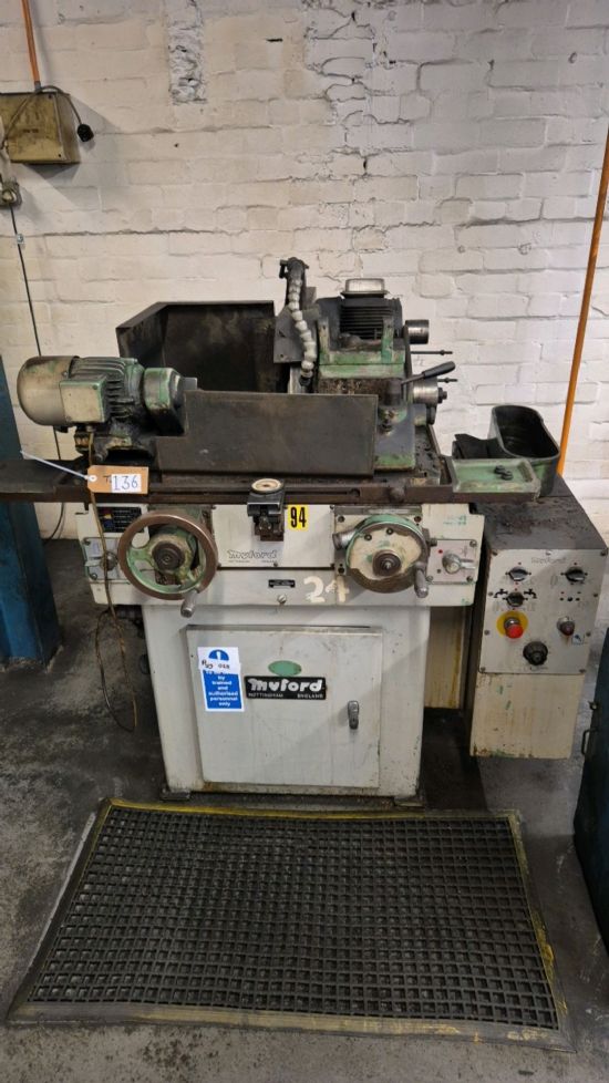 Item location: Doncaster, UK

Grinding Capacity: 3` diameter x 12` length, 
Grinding Wheel Size: 